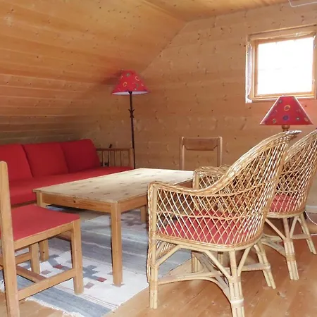 Gorgeous In Varaldsoy With House Sea View Holiday home Skjelnes